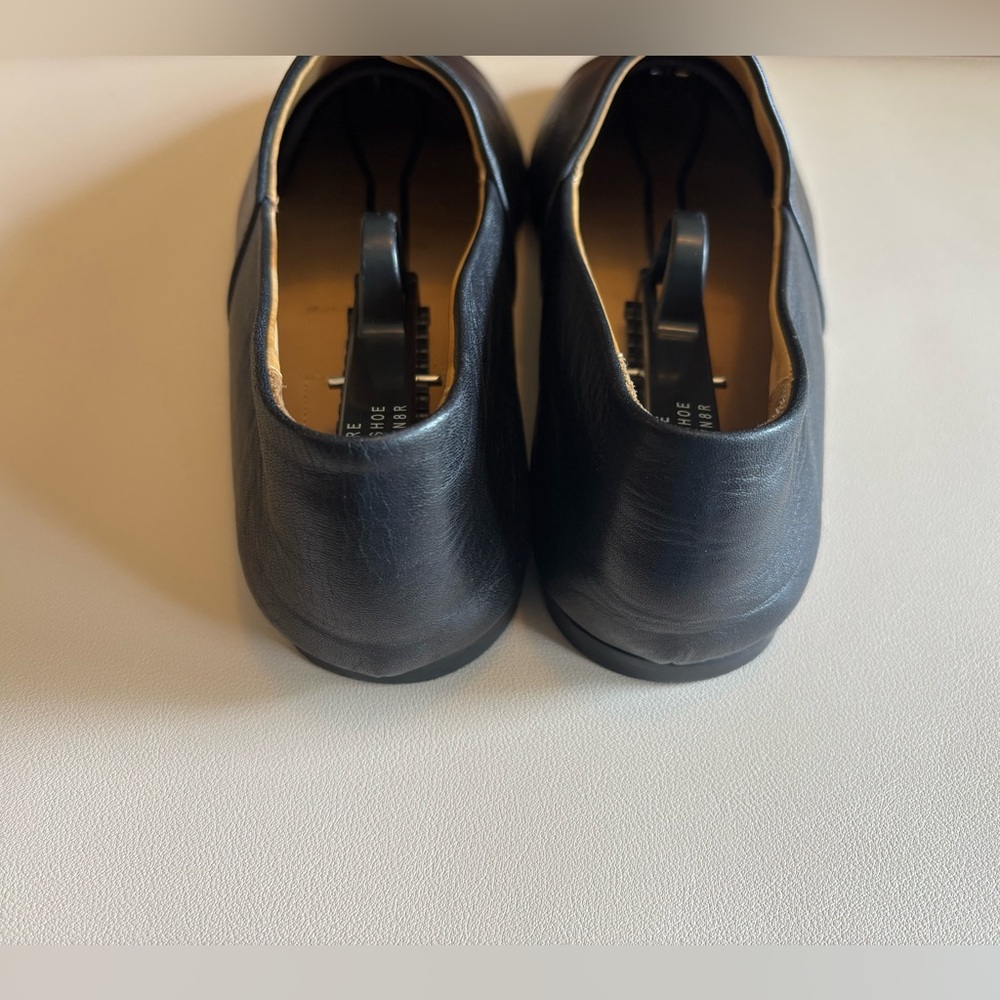 Sandro Black Leather Men's Slip-On Loafers - Picture 3 of 8